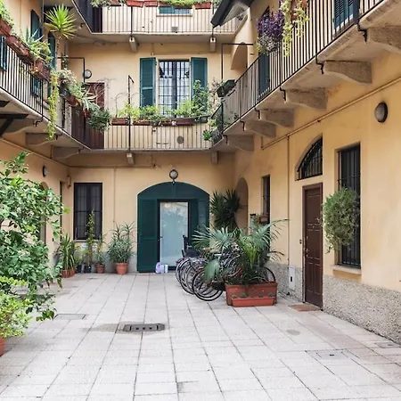 Bilocale In Porta Romana Milano Esterno foto